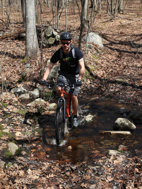 Out with the old and in with the new!Finally retired my first MTB. I learned to ride you, you treate