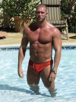 greenspeedos:  rugged red hunk  Muscular,