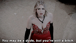 theliarsgifs:Hanna Marin in 6x01 ‘Game on, Charles’