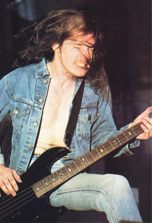 lovejohnpaulringogeorge:  Cliff Burton {02/10/1962 - 09/27/1986} 