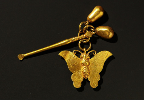 historyarchaeologyartefacts: Gold ear pick with ornamental butterfly. Korea, Goryeo Dynasty, 10th-14