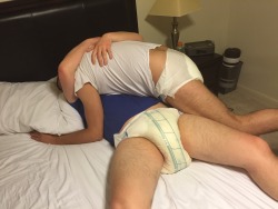 thediaperedengineer:  I caught a guysingear !!!!