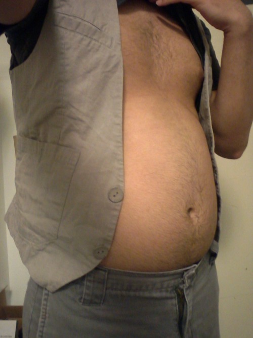 hedgepiggygains:  This vest keeps shrinking! porn pictures