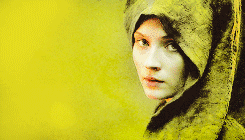 villainthirst:  Once she had loved Prince Joffrey with all her heart, and admired and trusted her his mother, the queen. They had repaid that love and trust with her father’s head. Sansa would never make that mistake again. 