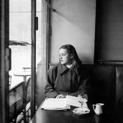 wehadfacesthen: Jeanne Moreau, Paris, 1949