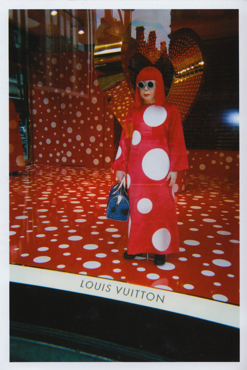 studiograbdown:  KUSAMA  If you know who is she.
