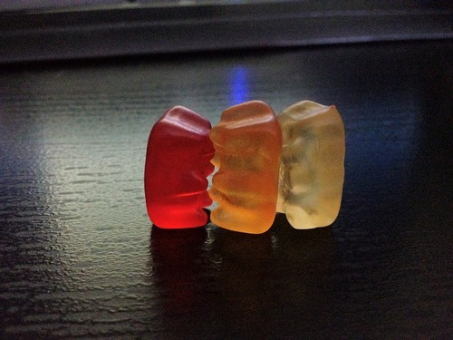 Gummy bear love