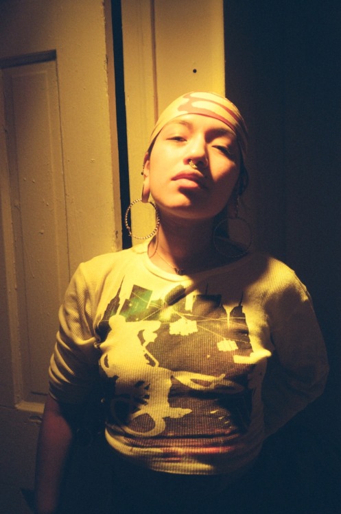 winterbra:Ashley yashica t4