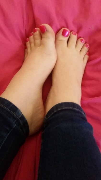 leighton-marie: Finally got a pedicure