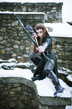 cosplayfanatics:  Tauriel Cosplay By Fiora-solo-top