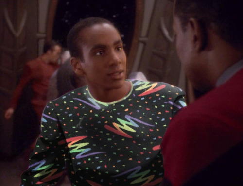 beetsareverymisunderstood: laurelhach: jake sisko in bowling alley carpet I’m ashamed by how l