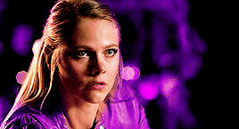 vlamito:  top 10 rnm characters as voted by the fandom: #7 isobel evans  it’s not control so much as