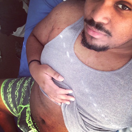 bigboimarc:  phantogrrr:  Hey boo 😜  Sexi Ass Young Chub 