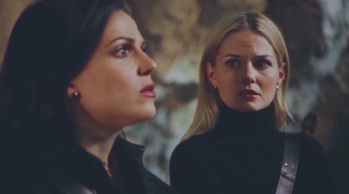 just look how Emma watches Regina, I have nothing more to say