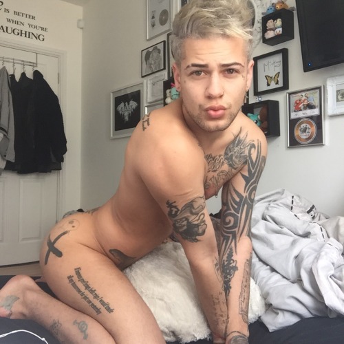 mickeytofficial:  Me and The boyfriend spm porn pictures