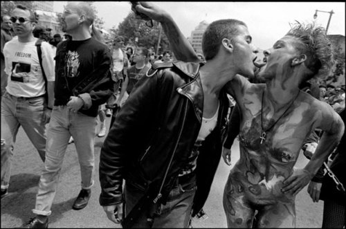 oscarraymundo: Vintage Photos of San Francisco Pride in the 1980s 