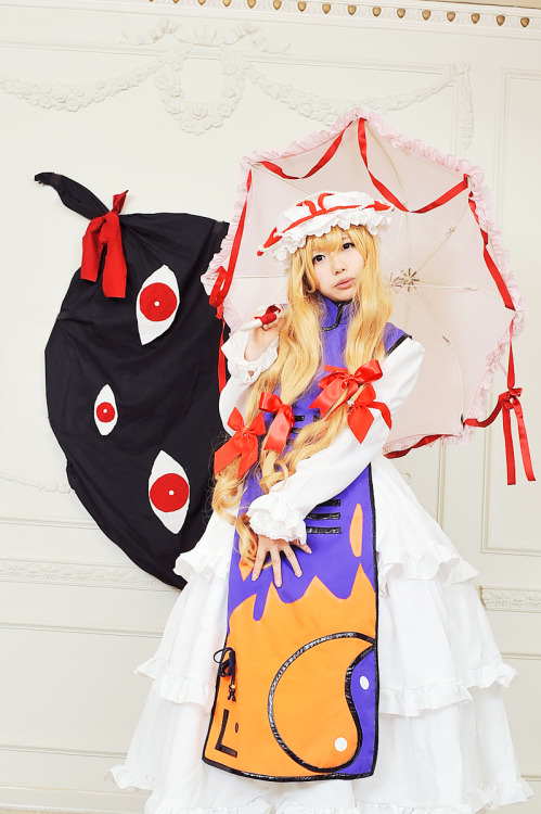 Touhou Project - Yakumo Yukari (Tenshi Myu) 1-2