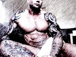 Batista is such a fucking tease on Twitter! O.O look at the hot pics he posts of himself!!!!!