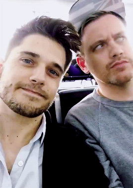 mientus-andrew:   via andy mientus’ instagram stories - september 19th, 2017  