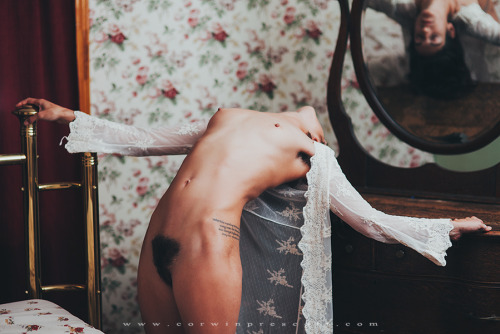 corwinprescott:  “Temperance”Philadelphia, Pa 2016Corwin Prescott - Jacs Fishburne - Full series on Patreon