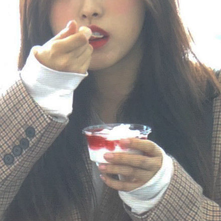 Olivia Icons.