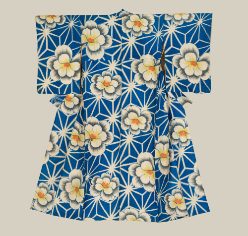 A meisen silk kimono with bold flowers and geometric patternwork. Horizontal metal-insert highlights