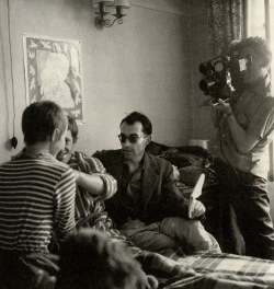 24hoursinthelifeofawoman:Jean-Luc Godard directs Jean-Paul Belmondo andJean Seberg in Breathless as Raoul Coutard mans the camera.1960.
