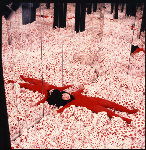 Yayoi Kusama | Aggregation- 1000 Boat Show, 1963