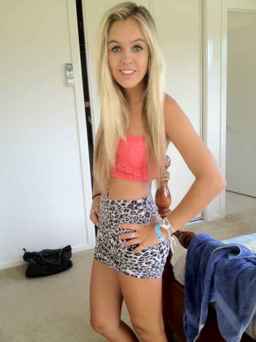 nataliasxt:  ♥ I take sluttiness to the MAX - Welcome to my hipster whore paradise