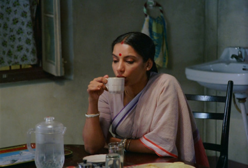 Sex pyotra:aaj ki chai is from this scene in pictures