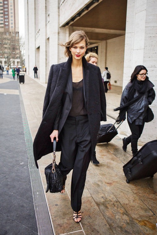 naimabarcelona:  Karlie Kloss