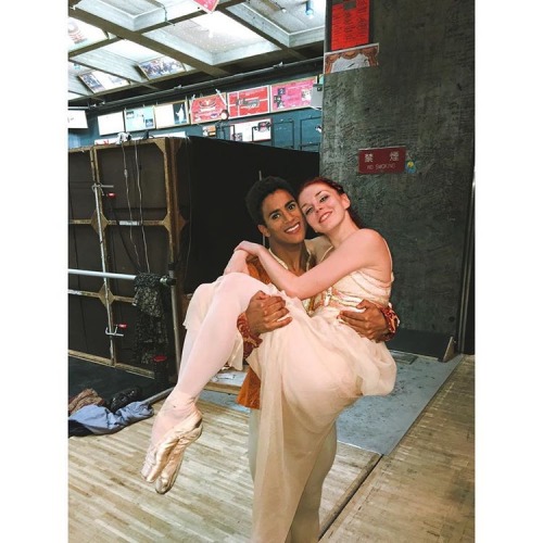 Marcelino Sambé and Natalia Osipova after Romeo and Juliet, Japan 2016.Photo via Marcelino’s Insta