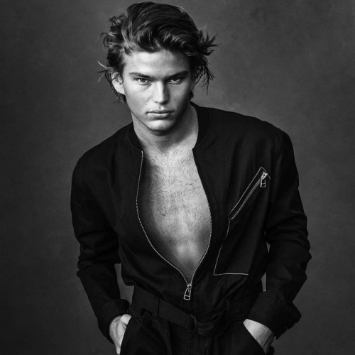 Jordan Barrett. @iblamejordan Photo - @sebkimstudio