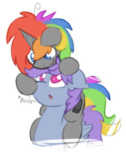 echorelic:  *boops kyoot pone* AHH~<3