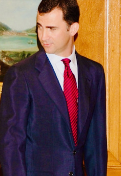 Through the Years → Felipe VI of Spain (461/∞)
7 June 2005 | Royals Crown Prince Felipe and his wife Princess Letizia attend a lunch for visiting ex U.S. President Bill Clinton at Zarzuela Palace in Madrid, Spain. (Photo by Carlos Alvarez/Getty Images) #Prince Felipe #Prince of Asturias  #King Felipe VI #Spain#2005#Carlos Alvarez#Getty Images #through the years: Felipe