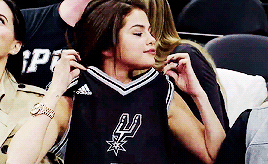 selenagomezgifs:Selena Gomez: 2016