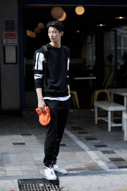 koreanmalemodels:  Byun Wooseok for streetfashion (cr: streetper.co.kr)