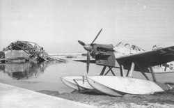 bmashy:  French hydroplane-torpedo, Latecoere Late 298B in the grip of the Luftwaffe