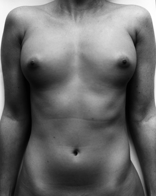 edouard2p:  Série “Anatomies". Charline (2012) Photos E de’ Pazzi © 