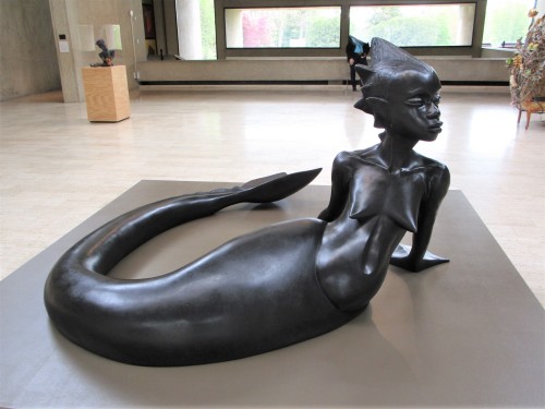 charlesreeza:Water Woman, bronze, 2017, by Wangechi MutuDes Moines Art Center