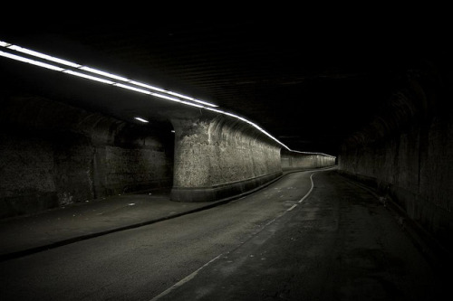 foreveronstandby:  by Piet Farlakes