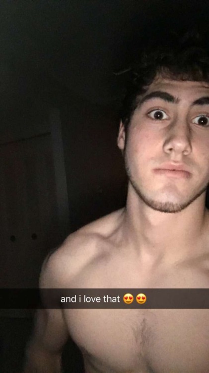 str8boysbaited:  More straight boys here :p