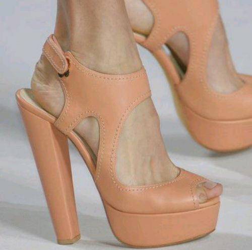 Very Sexy High Heels - Tacones Muy Sexys