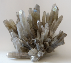 rockon-ro: QUARTZ (Silicon Dioxide) crystals