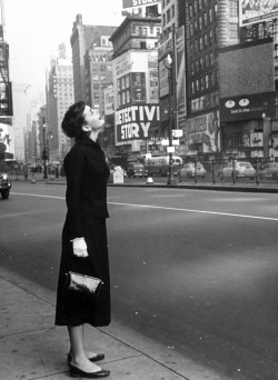  New Year’s Day, Times Square, 1951. Audrey