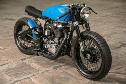 inthecafe:  racecafe:  klaus14:  Royal Enfield café racer  Coool  Holy balls.