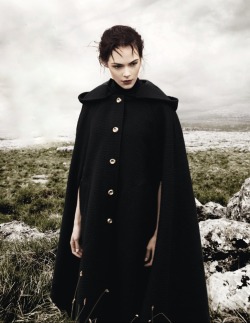 &ldquo;Cumbres Borrascosas&rdquo; Vogue Spain January 2013 Kinga Rajzak by Jason Kibbler 