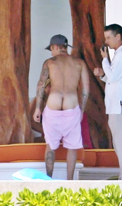 famousdudes: Justin Bieber shows his erected bulge and ass during his vacation in Mexico.