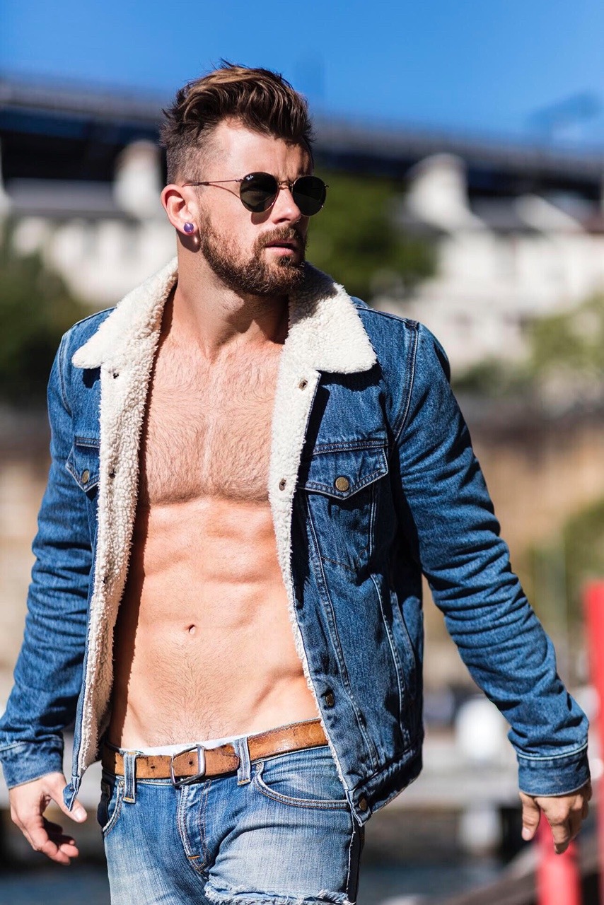 bangarangblog:  bared in denim