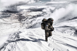 semperannoying:  Austrian UNDOF peacekeeper patrolling the Golan Heights in 2012